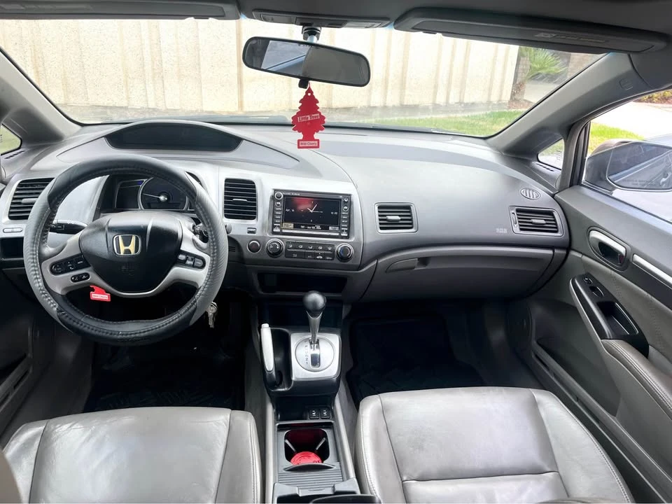 2011 Honda Civic 8th Gen - Image 6 of 7