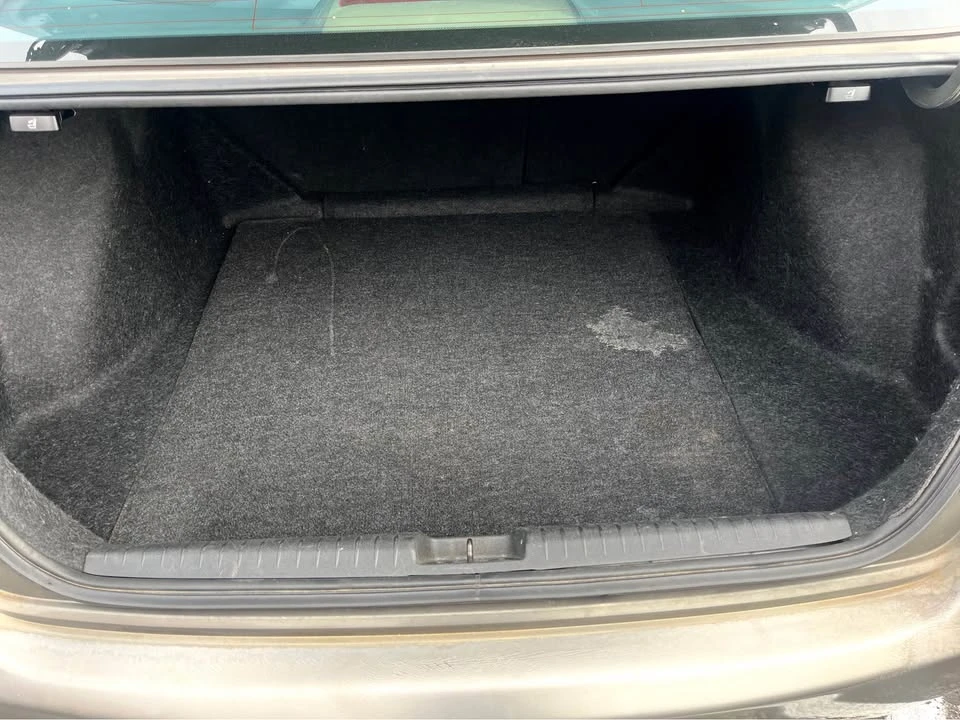 2011 Honda Civic 8th Gen - Image 5 of 7