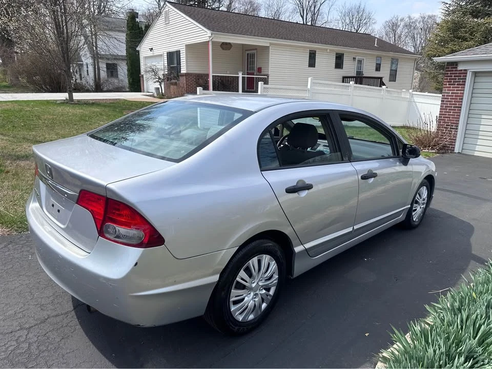 2011 Honda Civic 8th Gen - Image 7 of 14