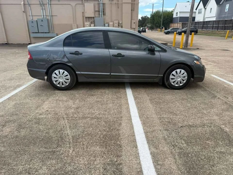 2011 Honda Civic 8th Gen - Image 6 of 16