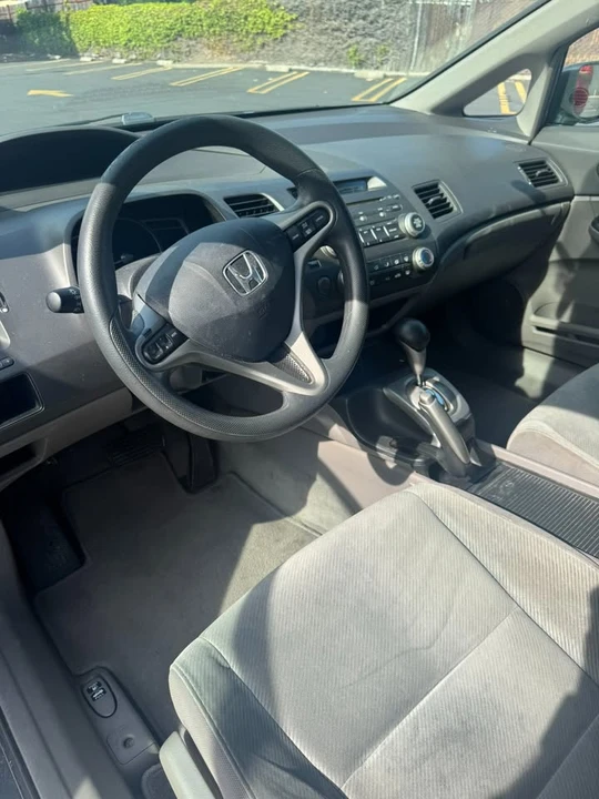 2011 Honda Civic 8th Gen - Image 14 of 17
