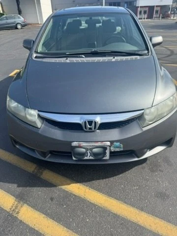 2011 Honda Civic 8th Gen - Image 2 of 17