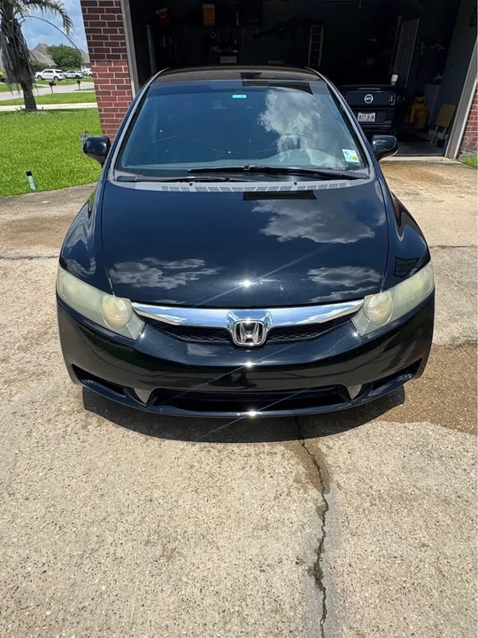 2011 Honda Civic 8th Gen - Image 3 of 6