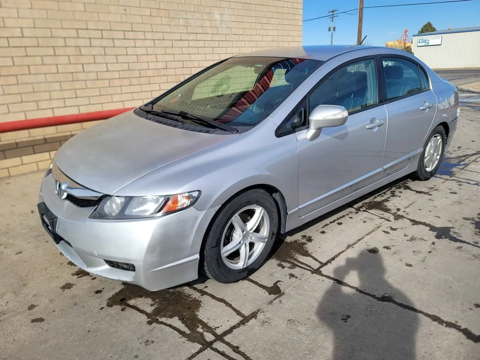 2011 Honda Civic 8th Gen - Image 10 of 11