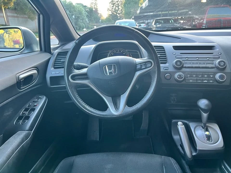 2011 Honda Civic 8th Gen - Image 12 of 17