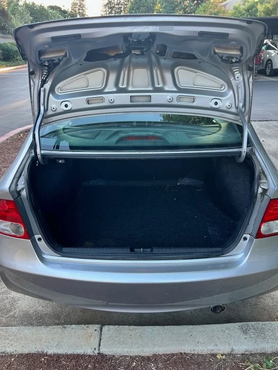 2011 Honda Civic 8th Gen - Image 6 of 17