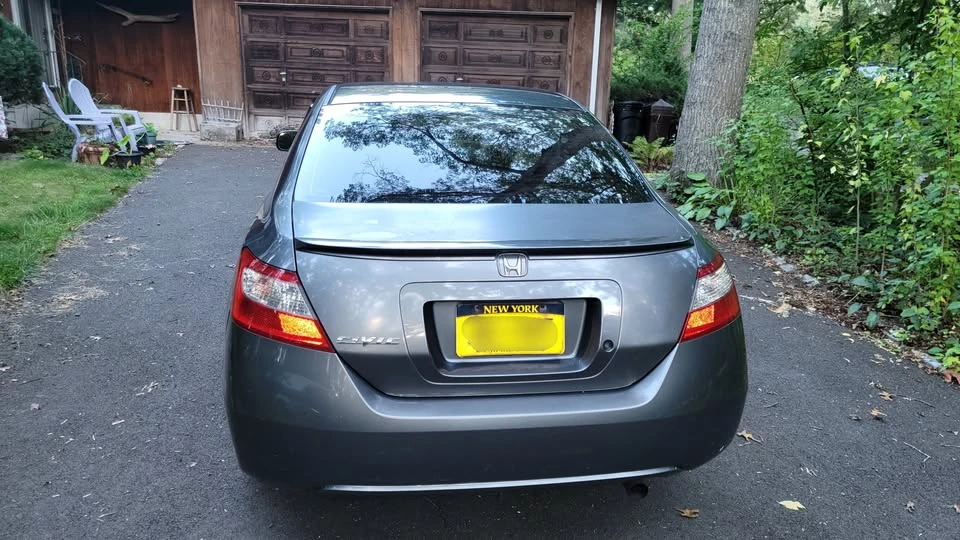 2011 Honda Civic 8th Gen - Image 5 of 13