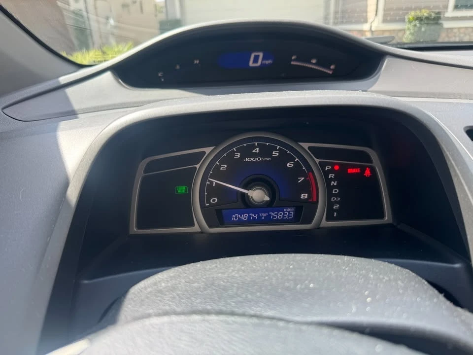 2011 Honda Civic 8th Gen - Image 2 of 13