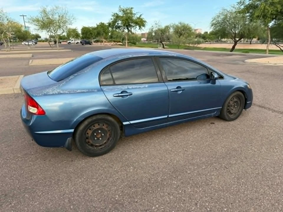 2011 Honda Civic 8th Gen - Image 4 of 13