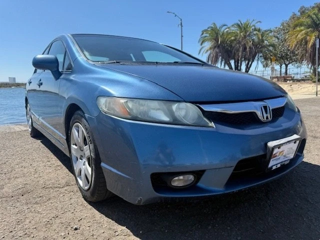 2011 Honda Civic 8th Gen - Image 2 of 19