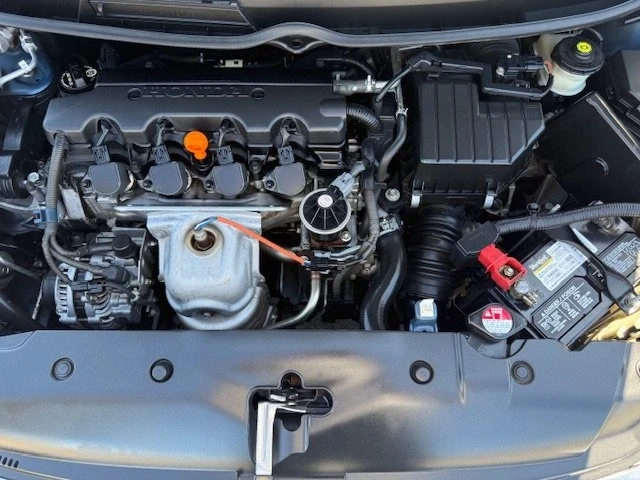 2011 Honda Civic 8th Gen - Image 17 of 19