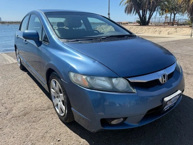 2011 Honda Civic 8th Gen - Image 3 of 19