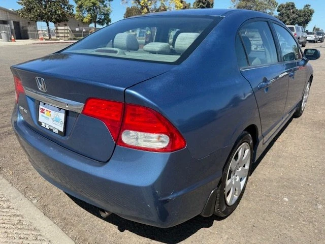 2011 Honda Civic 8th Gen - Image 7 of 19
