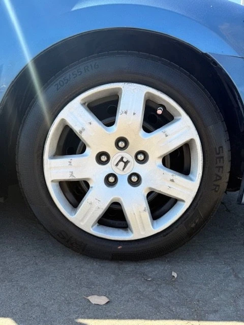 2011 Honda Civic 8th Gen - Image 18 of 19