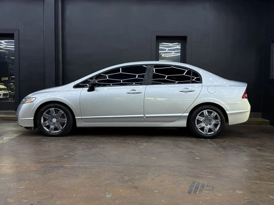 2011 Honda Civic 8th Gen - Image 5 of 20