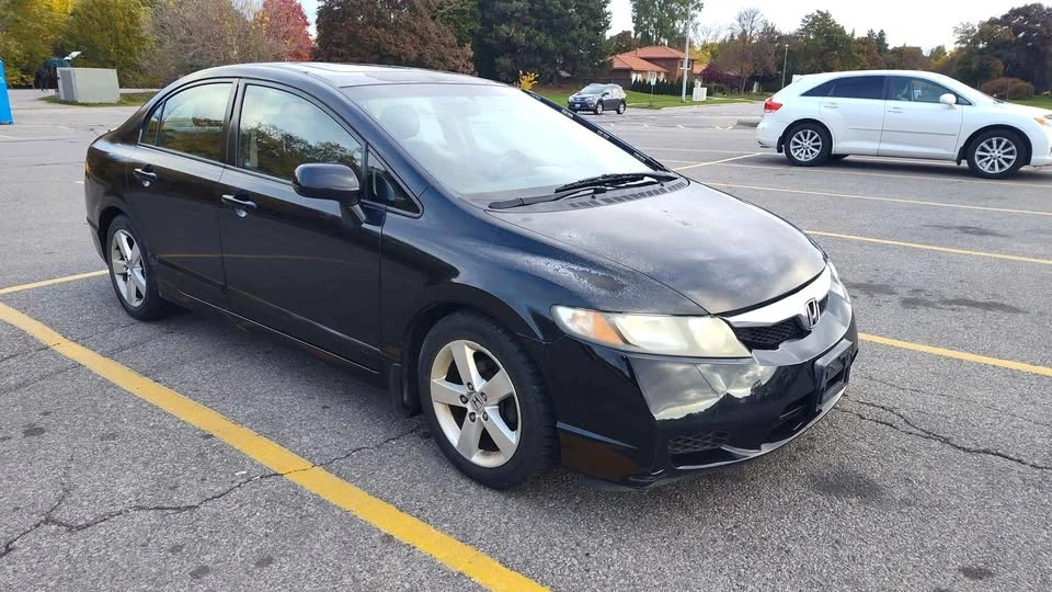 2011 Honda Civic 8th Gen - Image 7 of 9