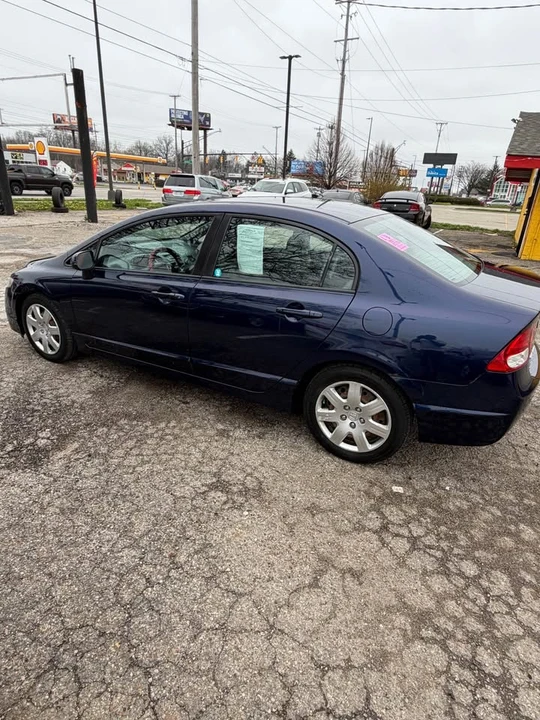 2011 Honda Civic 8th Gen - Image 6 of 14