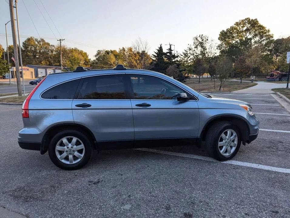 2011 Honda CR-V 3rd Gen - Image 5 of 15