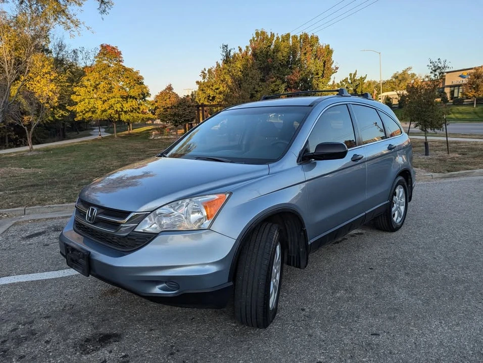 2011 Honda CR-V 3rd Gen - Image 2 of 15