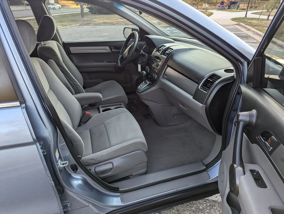 2011 Honda CR-V 3rd Gen - Image 13 of 15