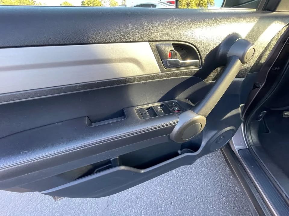 2011 Honda CR-V 3rd Gen - Image 12 of 20