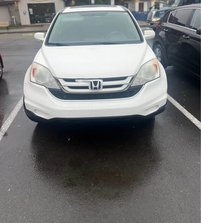 2011 Honda CR-V 3rd Gen - Image 2 of 4