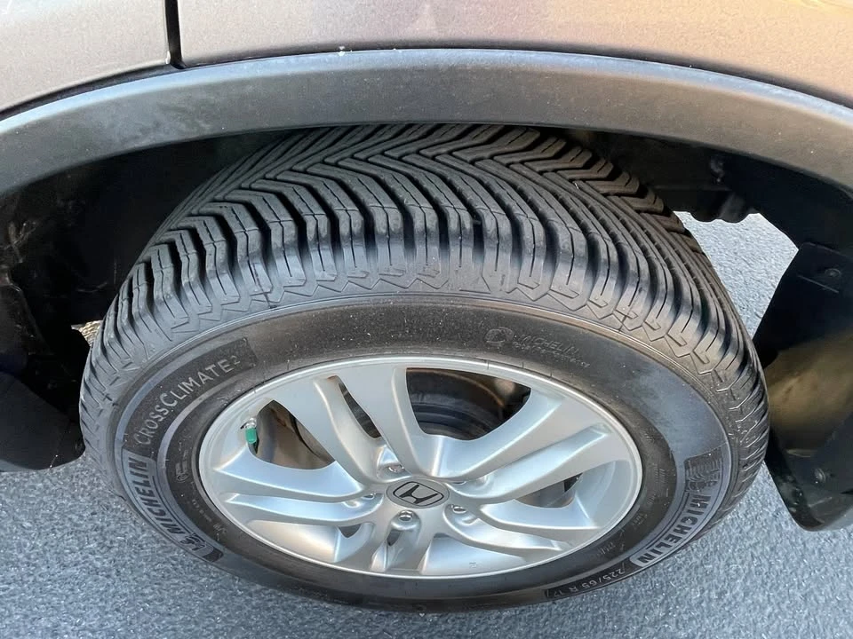 2011 Honda CR-V 3rd Gen - Image 10 of 20