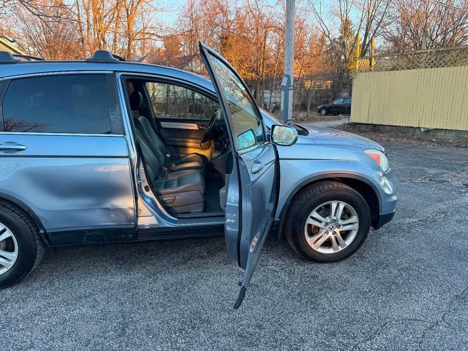 2011 Honda CR-V 3rd Gen - Image 4 of 19