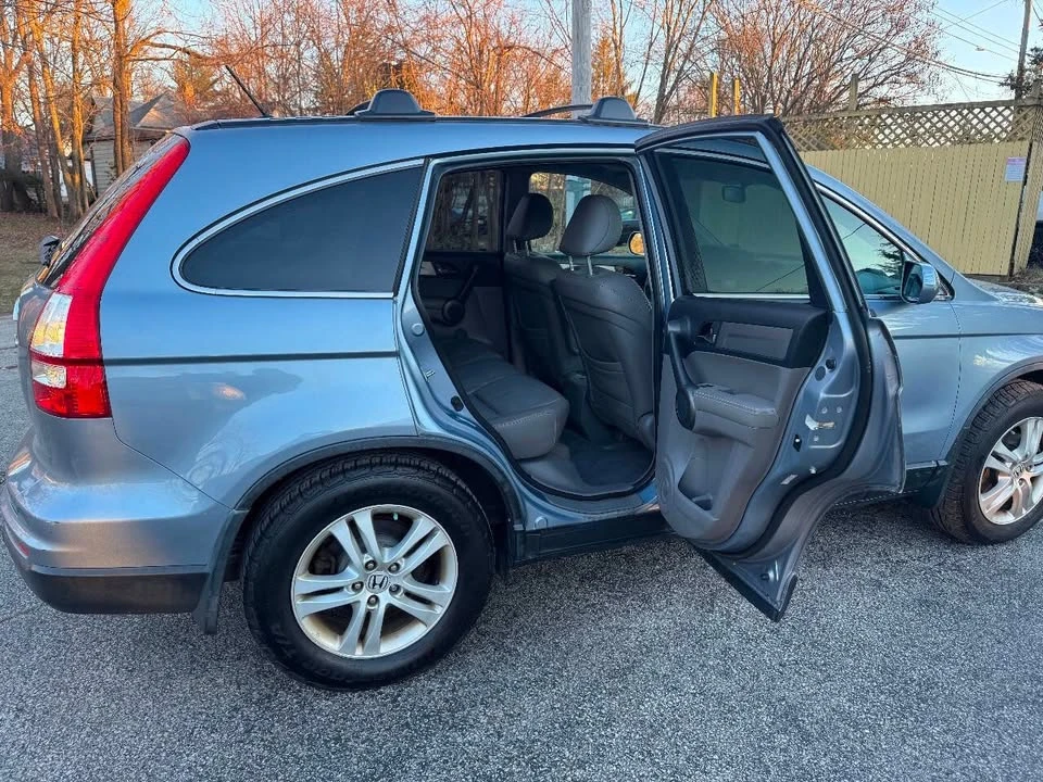 2011 Honda CR-V 3rd Gen - Image 8 of 19