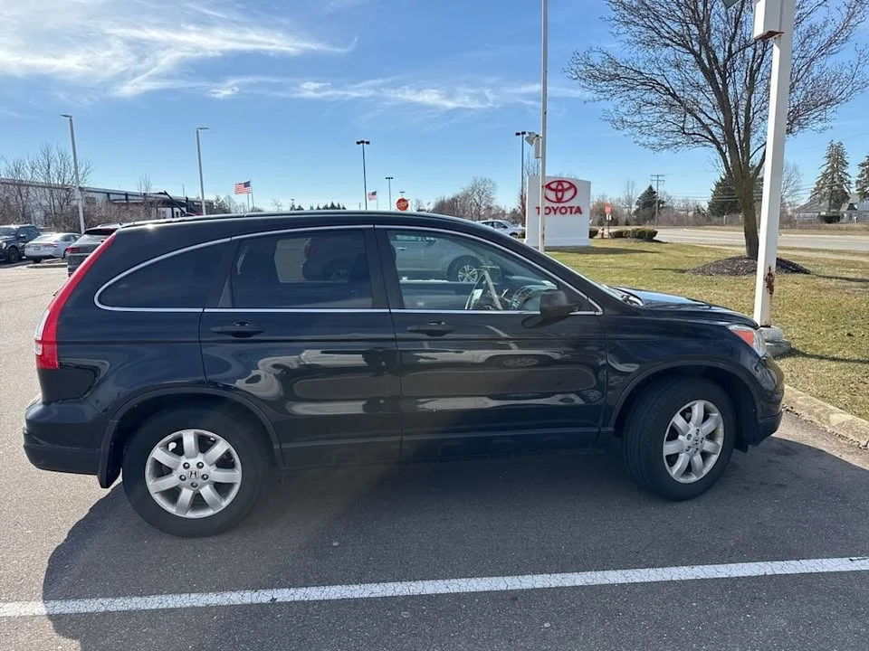 2011 Honda CR-V 3rd Gen - Image 5 of 15