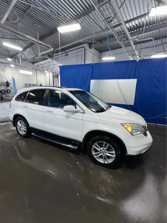 2011 Honda CR-V 3rd Gen - Image 2 of 18