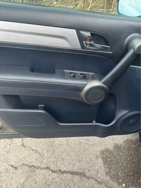 2011 Honda CR-V 3rd Gen - Image 11 of 18