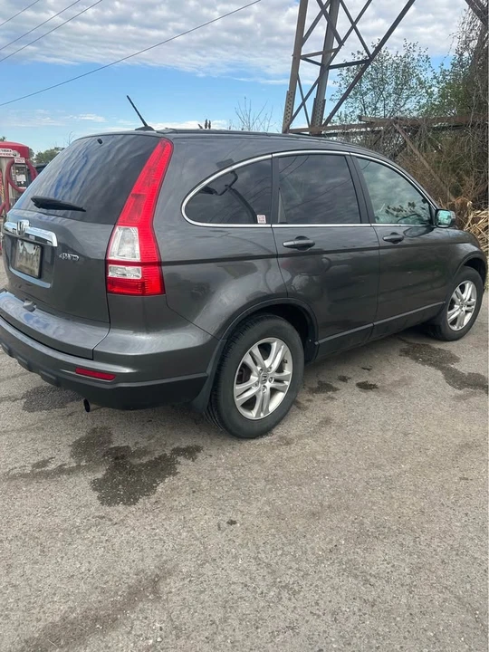 2011 Honda CR-V 3rd Gen - Image 2 of 18