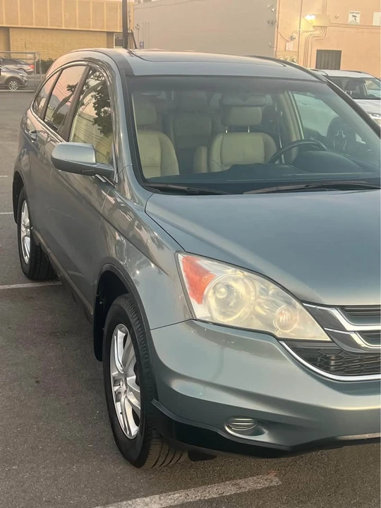 2011 Honda CR-V 3rd Gen - Image 3 of 17