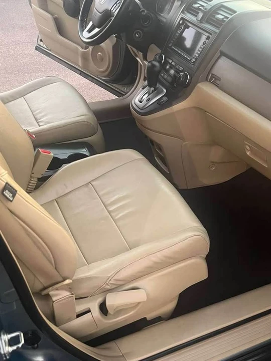 2011 Honda CR-V 3rd Gen - Image 11 of 17
