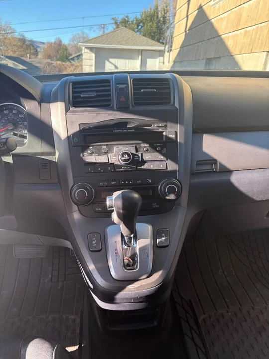 2011 Honda CR-V 3rd Gen - Image 10 of 16