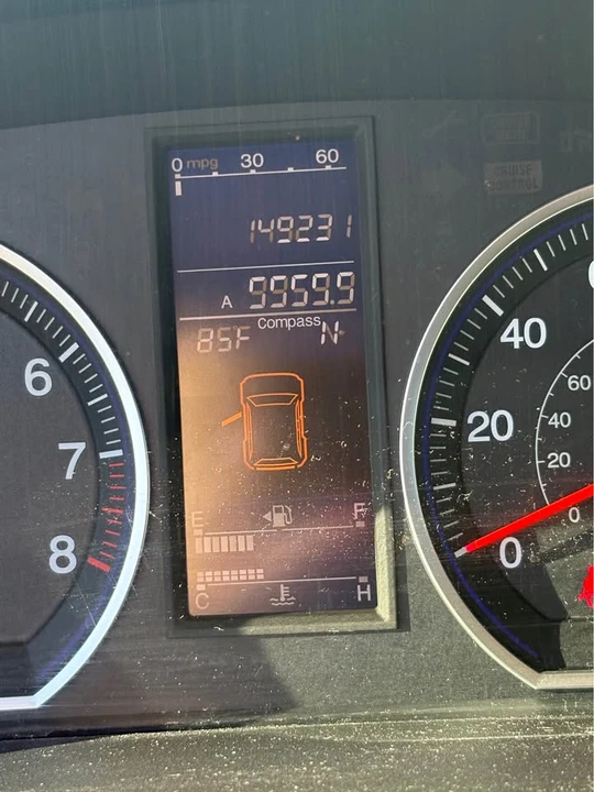 2011 Honda CR-V 3rd Gen - Image 12 of 16