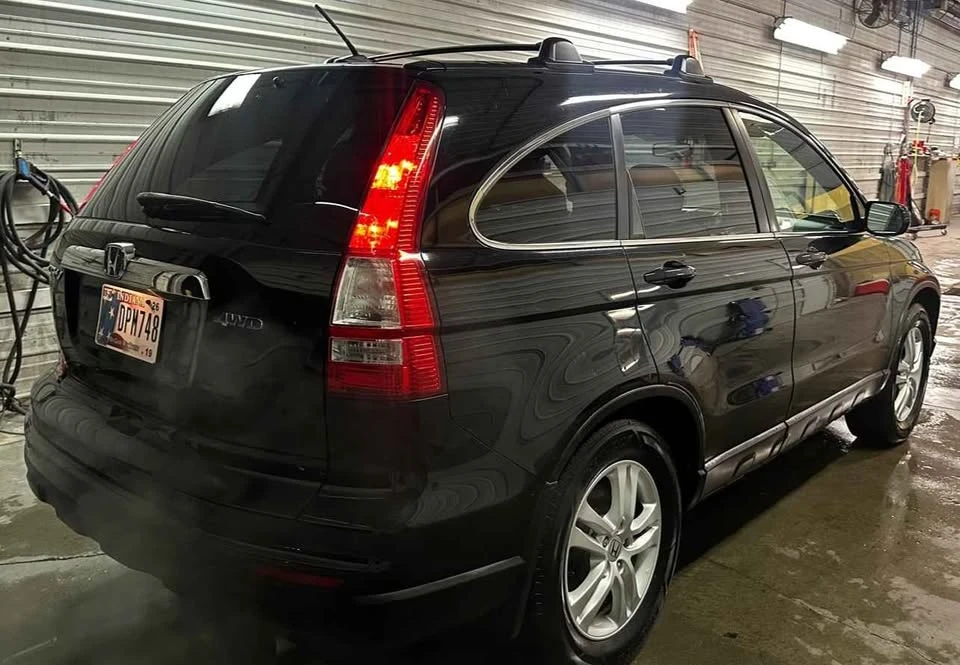 2011 Honda CR-V 3rd Gen - Image 2 of 2