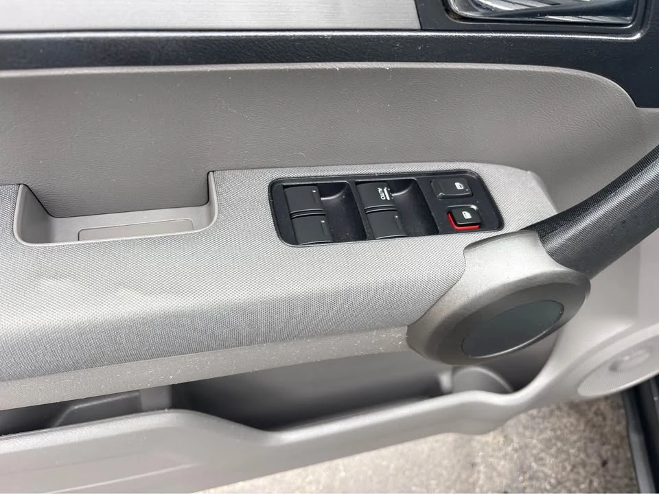 2011 Honda CR-V 3rd Gen - Image 14 of 19