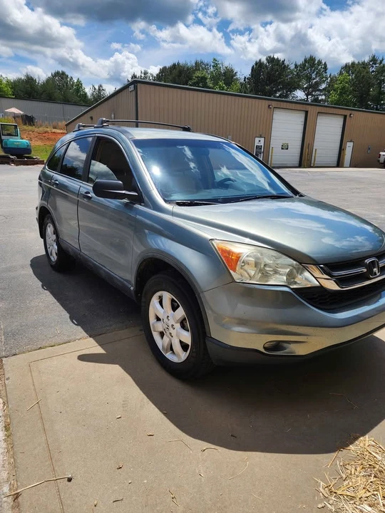 2011 Honda CR-V 3rd Gen - Image 2 of 10