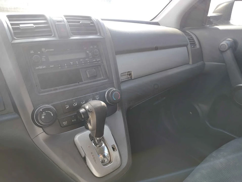 2011 Honda CR-V 3rd Gen - Image 9 of 11