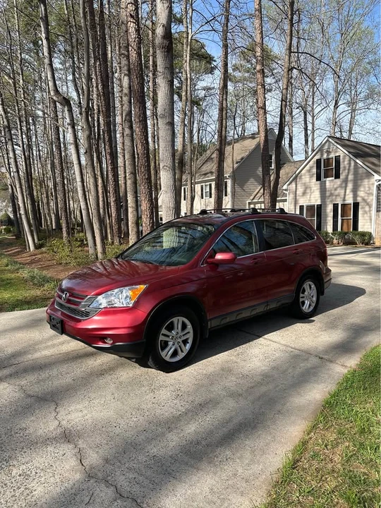 2011 Honda CR-V 3rd Gen - Image 2 of 13