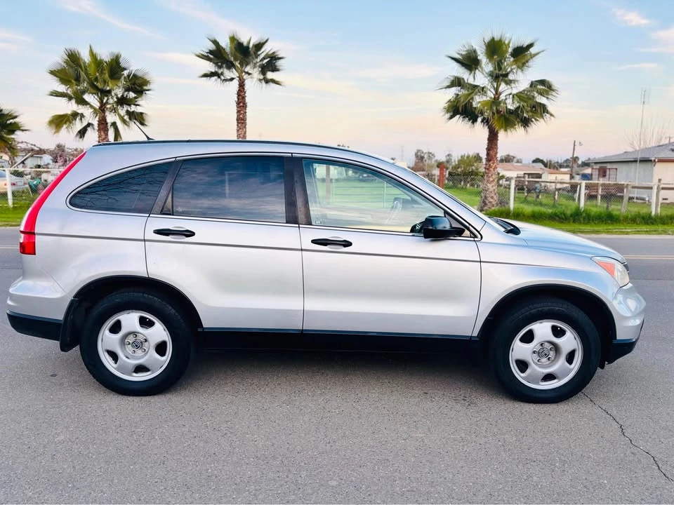 2011 Honda CR-V 3rd Gen - Image 5 of 15