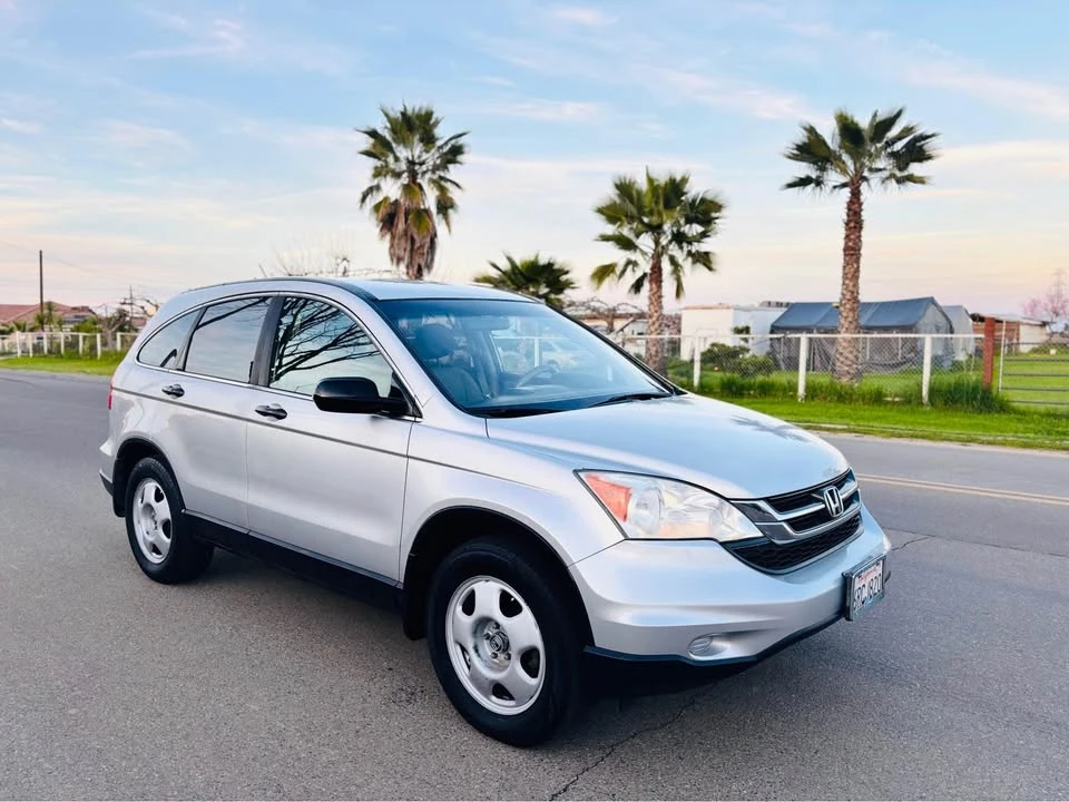 2011 Honda CR-V 3rd Gen - Image 3 of 15