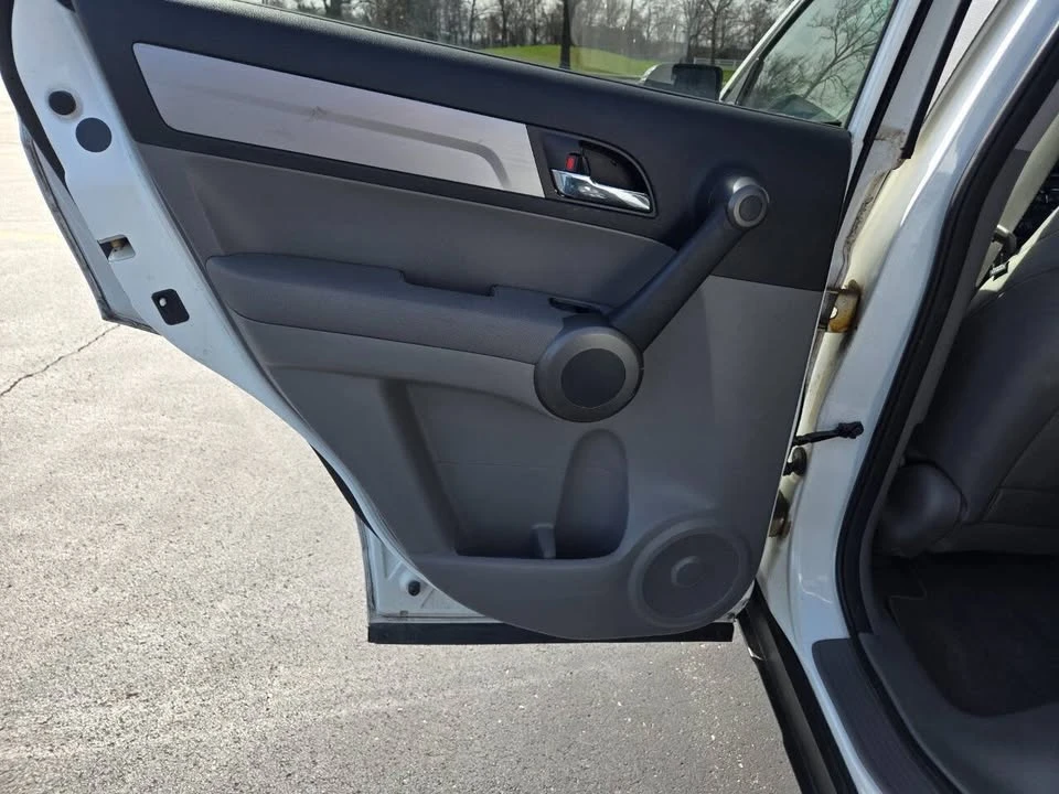 2011 Honda CR-V 3rd Gen - Image 12 of 17