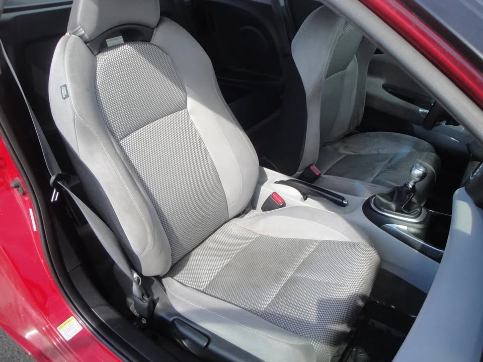 2011 Honda CR-Z - Image 15 of 19