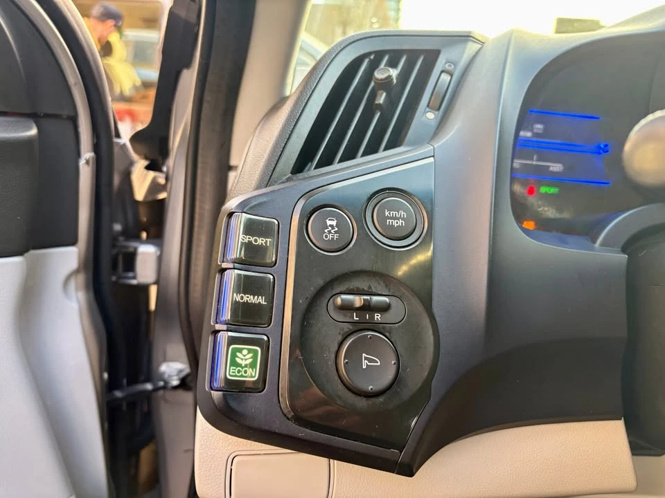 2011 Honda CR-Z - Image 15 of 19