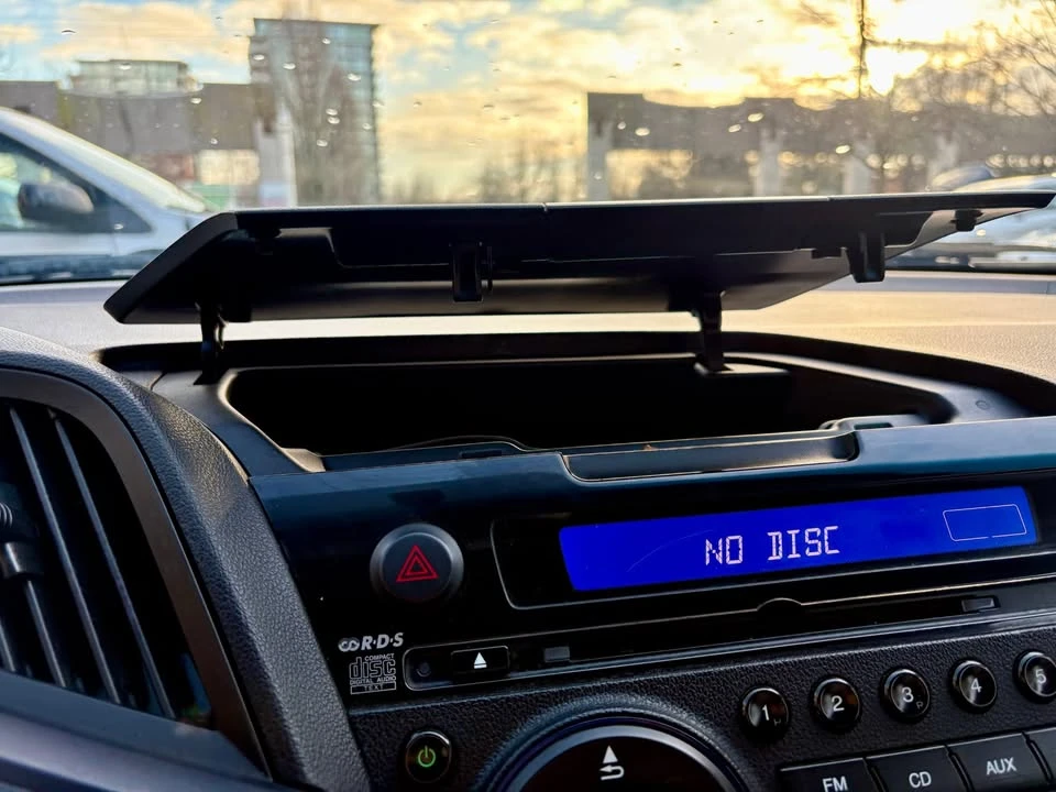 2011 Honda CR-Z - Image 13 of 19