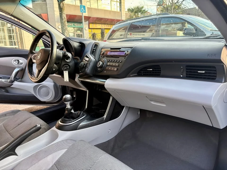 2011 Honda CR-Z - Image 11 of 19