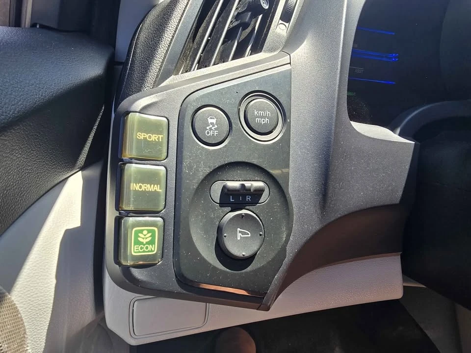 2011 Honda CR-Z - Image 13 of 14